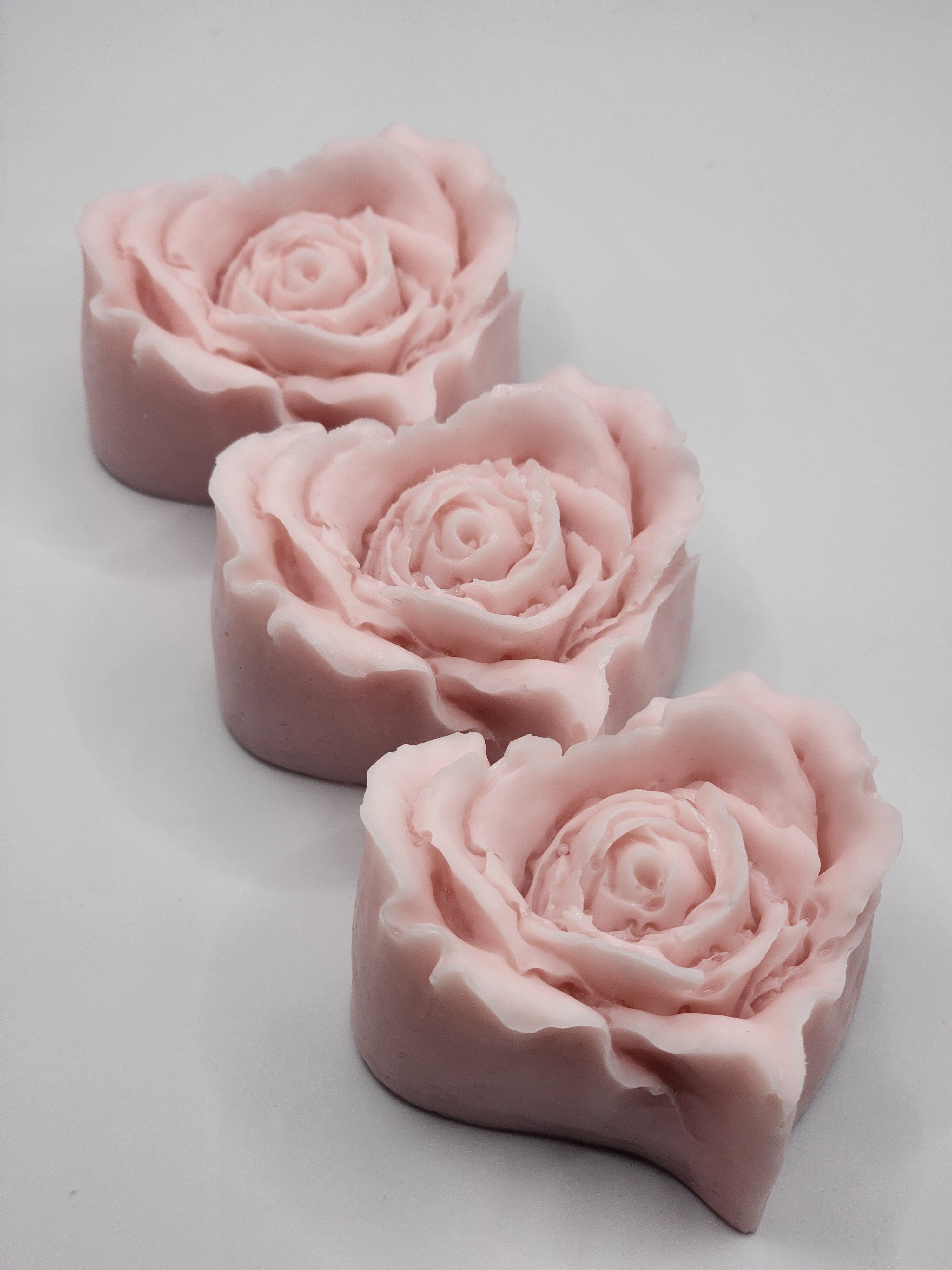 Rose Hearts (3 pcs.)