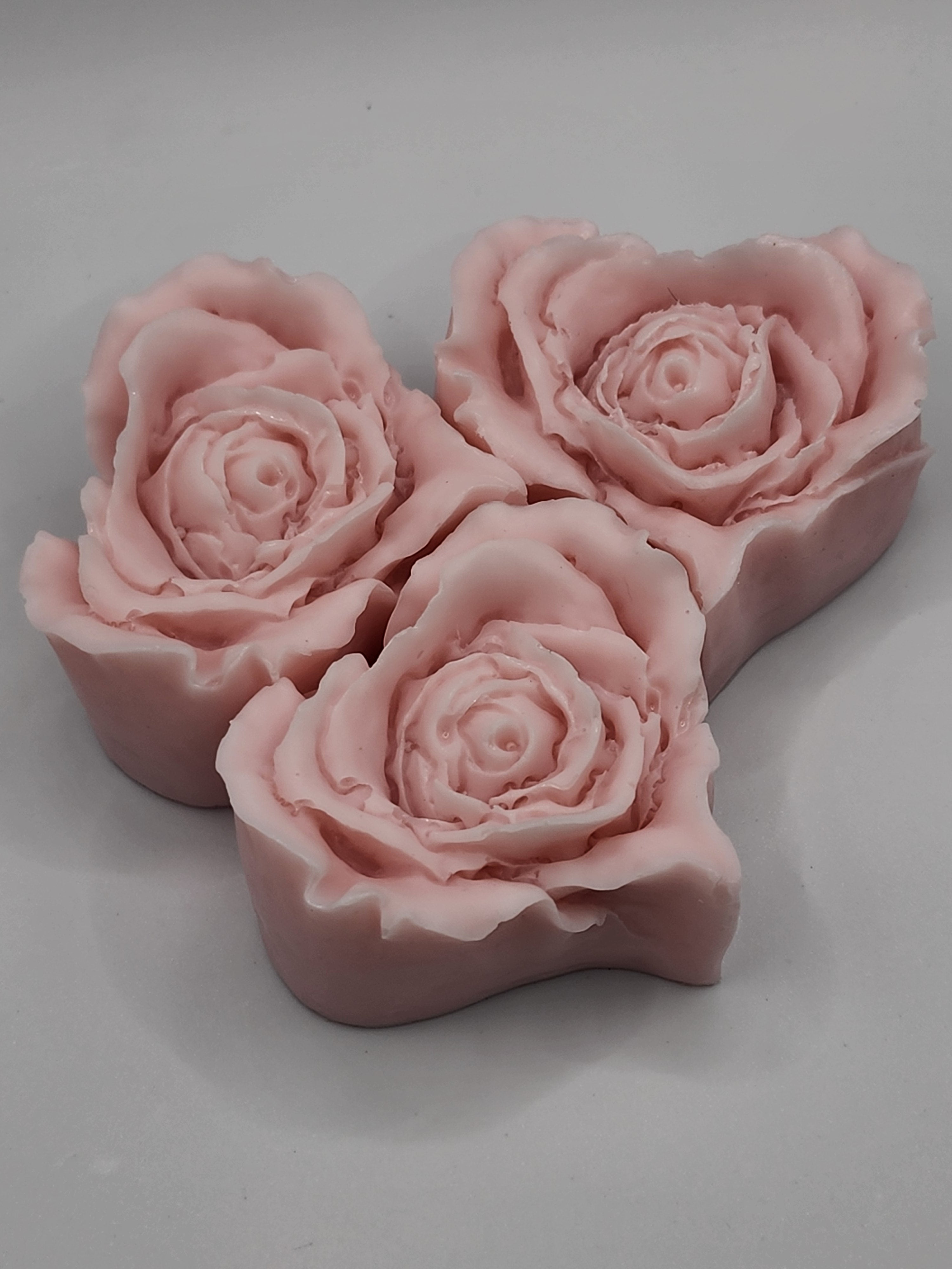 Rose Hearts (3 pcs.)